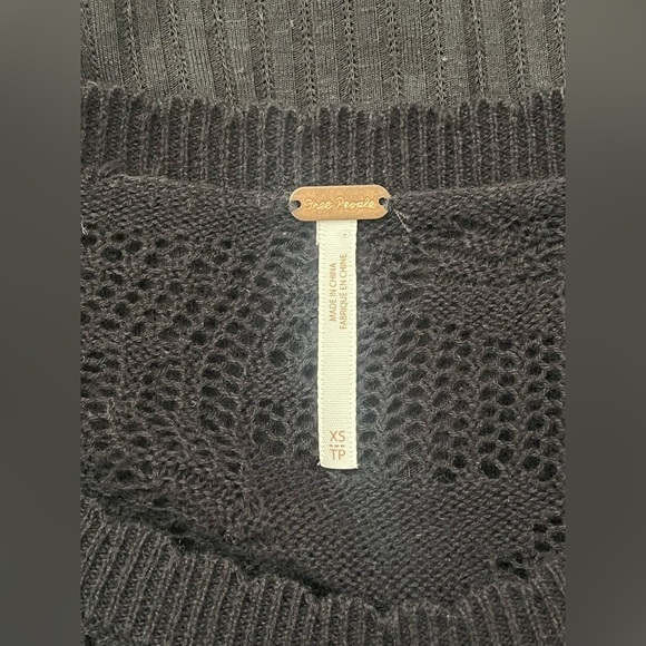 Free People Colette Scallop Neck Trim Knit Sweater Size XS - Picture 13 of 15